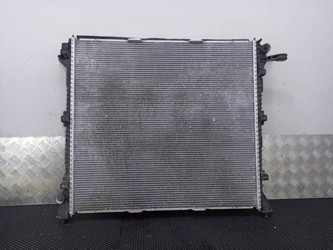 радиатор (основной) Volkswagen Crafter 2 поколение 2017, 2N0121253C - фото №1