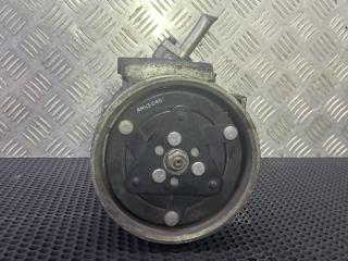 компрессор кондиционера Renault Clio 3 поколение 2007, 8200953359