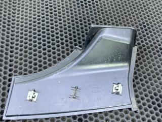 ус под фонарь левый Ford Mustang 6 поколение S550 [рестайлинг] 2019, FR3B-13A580-A