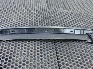 молдинг (накладка кузовная) Ford Mustang 6 поколение S550, GR3B63020C62