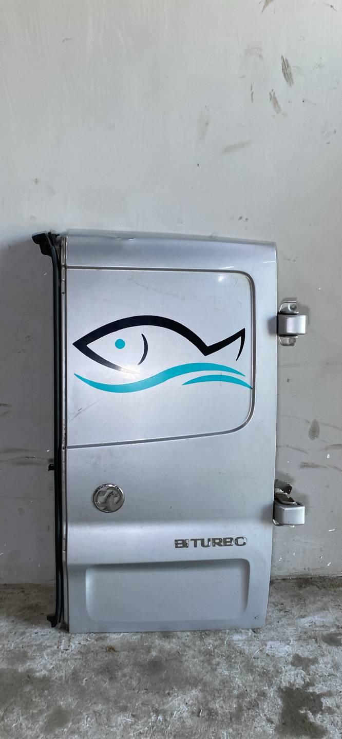 дверь задняя распашная правая Renault Trafic 3 поколение 2016, 1.6 л., R9M 452, дизель - фото №1