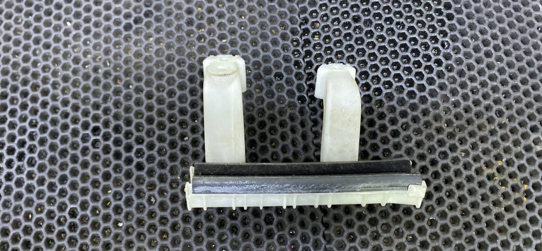 держатель капота Renault Scenic 2 поколение (2003 - 2006), 802218404R - фото №1