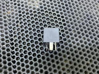 реле накала свечей Skoda Octavia 1 поколение (A4) [рестайлинг] (2000 - 2010), 4B0955531A