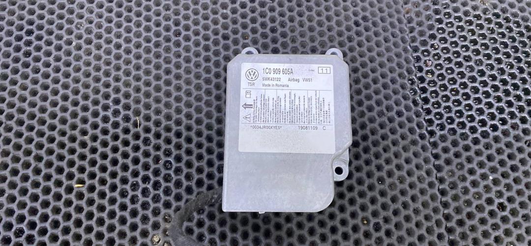 блок AirBag Volkswagen Transporter T5 2007, 1C0909605A - фото №1