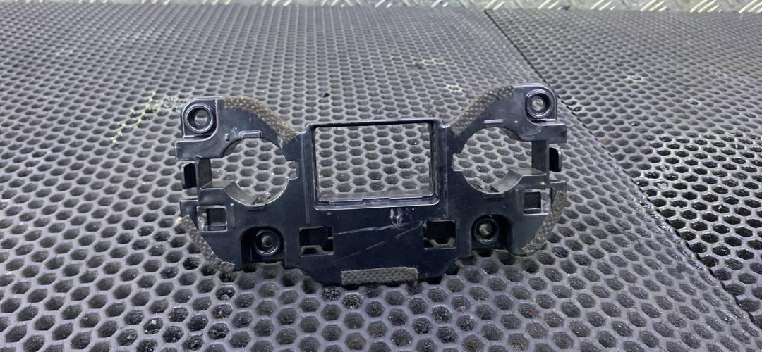 прикуриватель Kia Sportage 4 поколение 2018, 84683-F1100 - фото №1