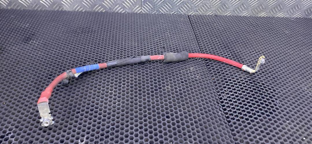 клемма аккумулятора плюс Opel Vivaro B 2016, 240809677R - фото №1