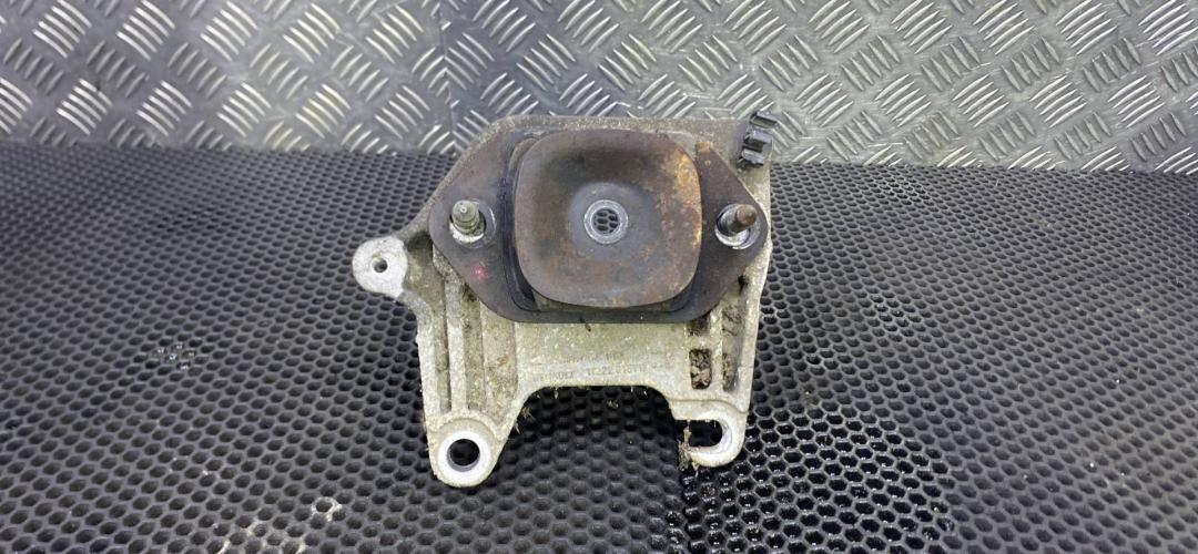 подушка крепления КПП Opel Vivaro B (2014 - 2018), 112228161R - фото №1