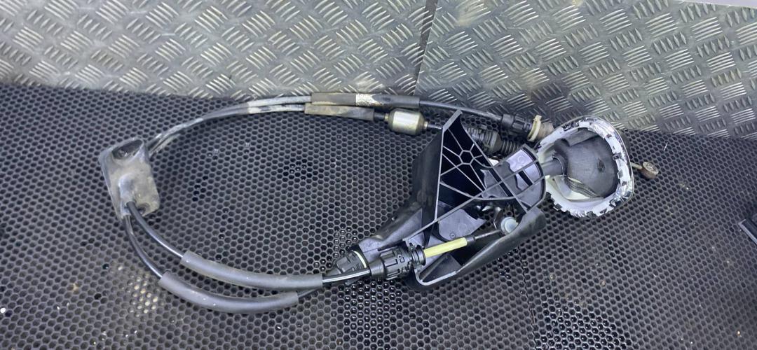 кулиса Renault Trafic 3 поколение (2014 - 2026), 93452534 - фото №1