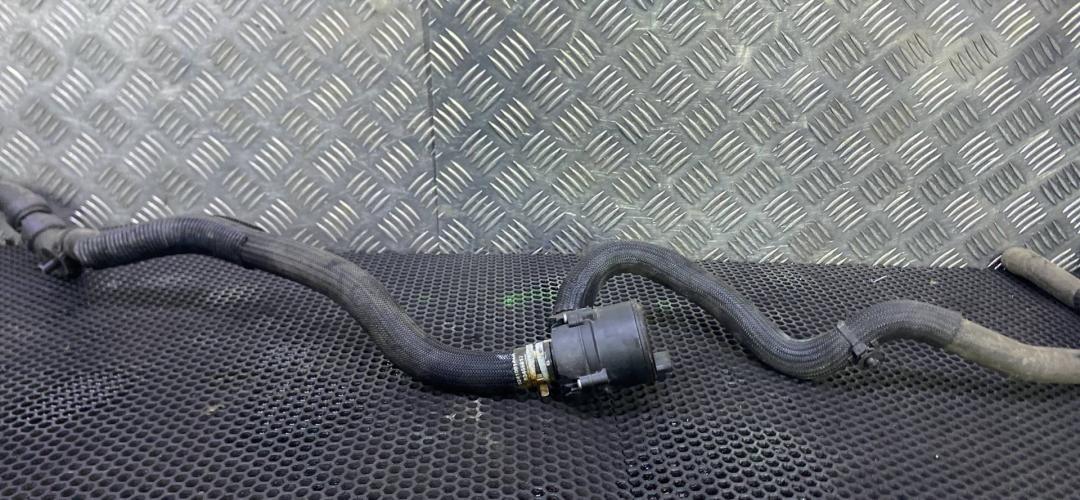 насос антифриза дополнительный Mercedes-Benz X-Класс 1 поколение (2017 - 2026), 0392023219 - фото №1