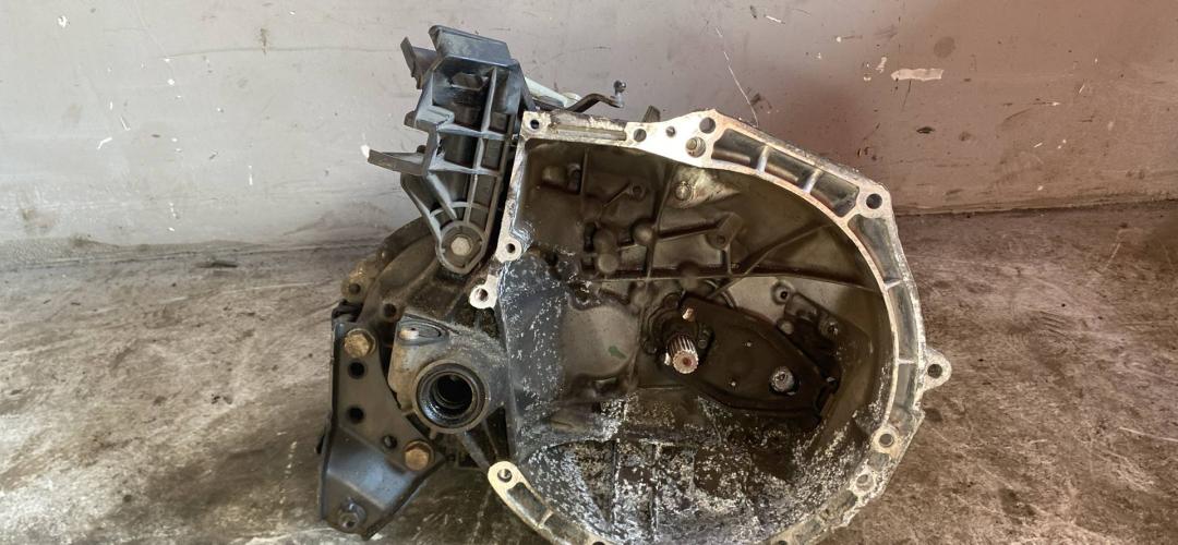 КПП механическая (МКПП) Citroen C3 2 поколение 2012, 20CQ66 - фото №1