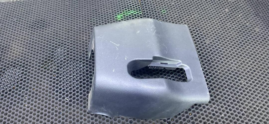 кожух рулевой колонки Toyota Verso 1 поколение 2011, 45287-0F030 - фото №1