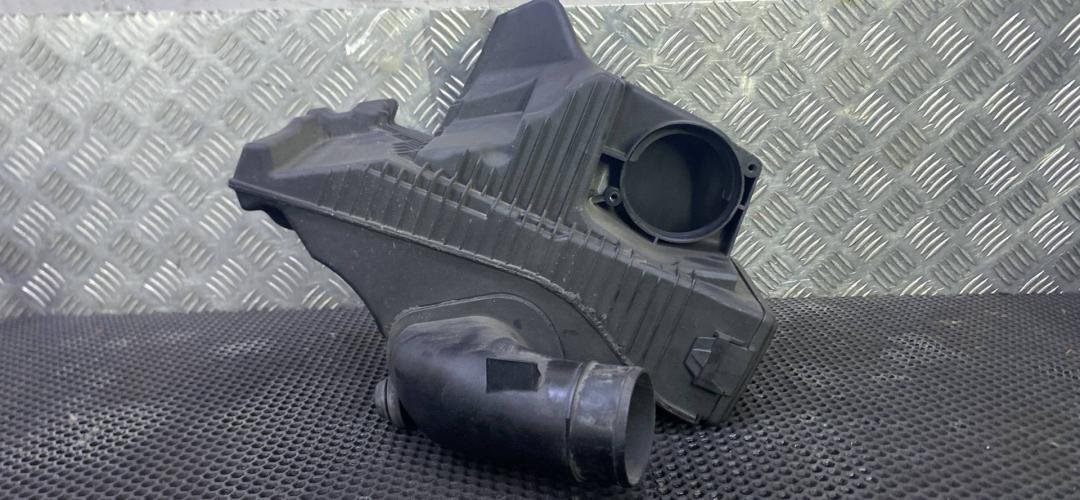 корпус воздушного фильтра Renault Clio 3 поколение (2005 - 2009), 8200366696 - фото №1