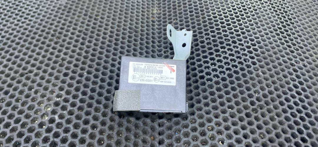 Иммобилайзер Toyota Verso 1 поколение (2009 - 2013), 626914000 - фото №1