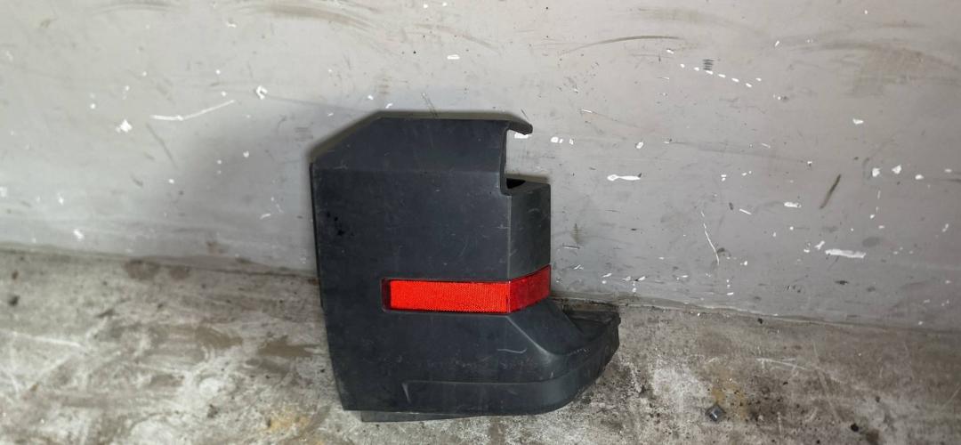 молдинг заднего бампера Volkswagen Crafter 2 поколение 2016, 7C0807322B9B9 - фото №1