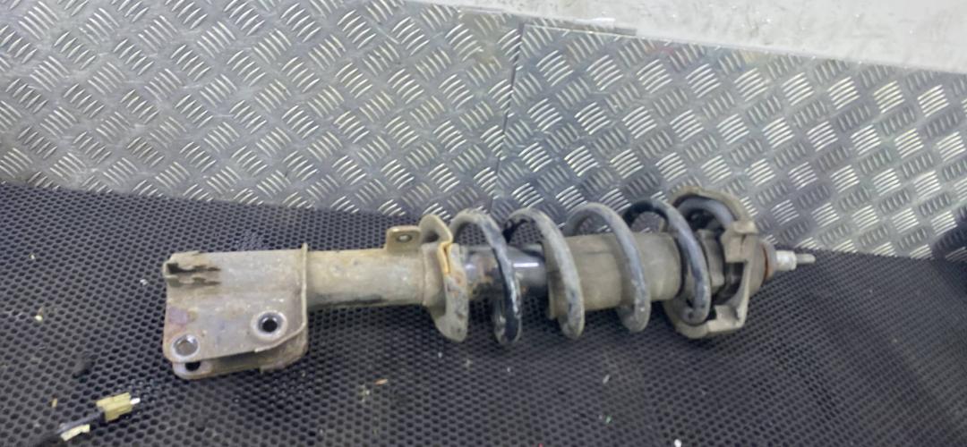 амортизатор подвески Renault Trafic 3 поколение (2014 - 2026), 8200521528 - фото №1