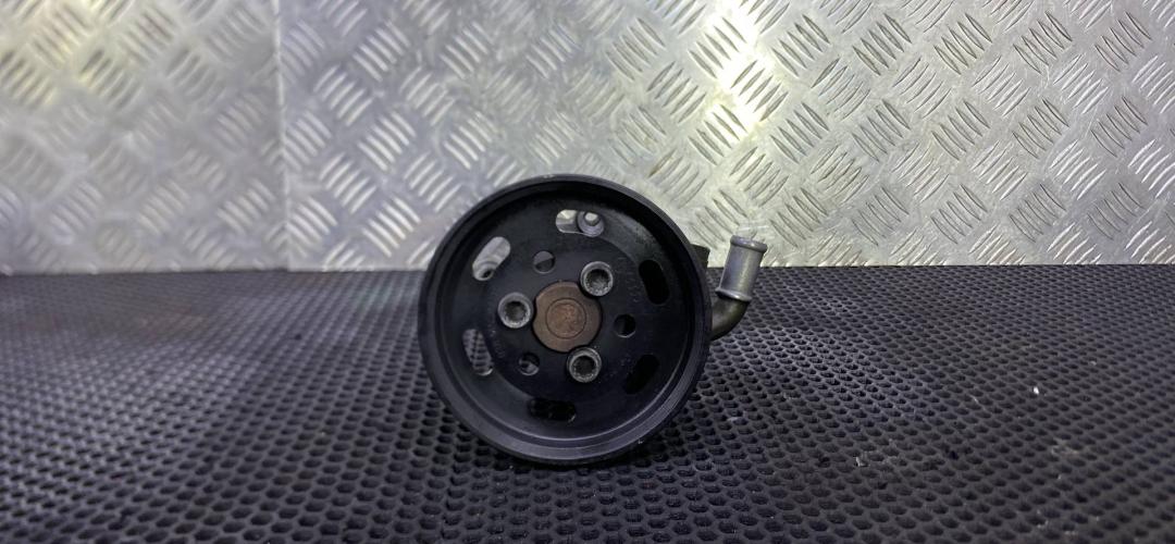 насос гидроусилителя руля Audi A6 4F/C6 (2004 - 2008), 038145255B - фото №1