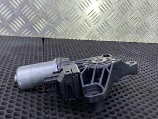 моторчик стеклоподъемника задний правый Mercedes-Benz GLE W166 (2015 - 2018), A2469063200