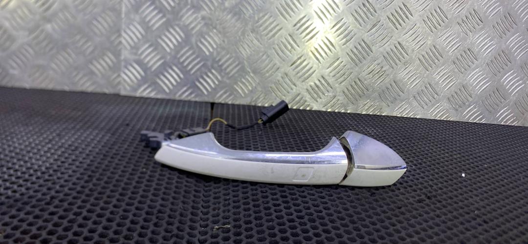 ручка наружная задняя левая Mercedes-Benz GLE W166 (2015 - 2018), A2047600520 - фото №1