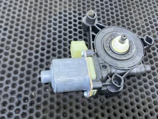 моторчик стеклоподъемника задний правый Volkswagen Tiguan 1 поколение (2007 - 2011), 5Q0959801A