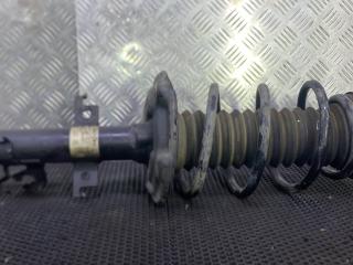 стойка передняя правая Renault Kadjar 1 поколение (2015 - 2018), 54302HV01A