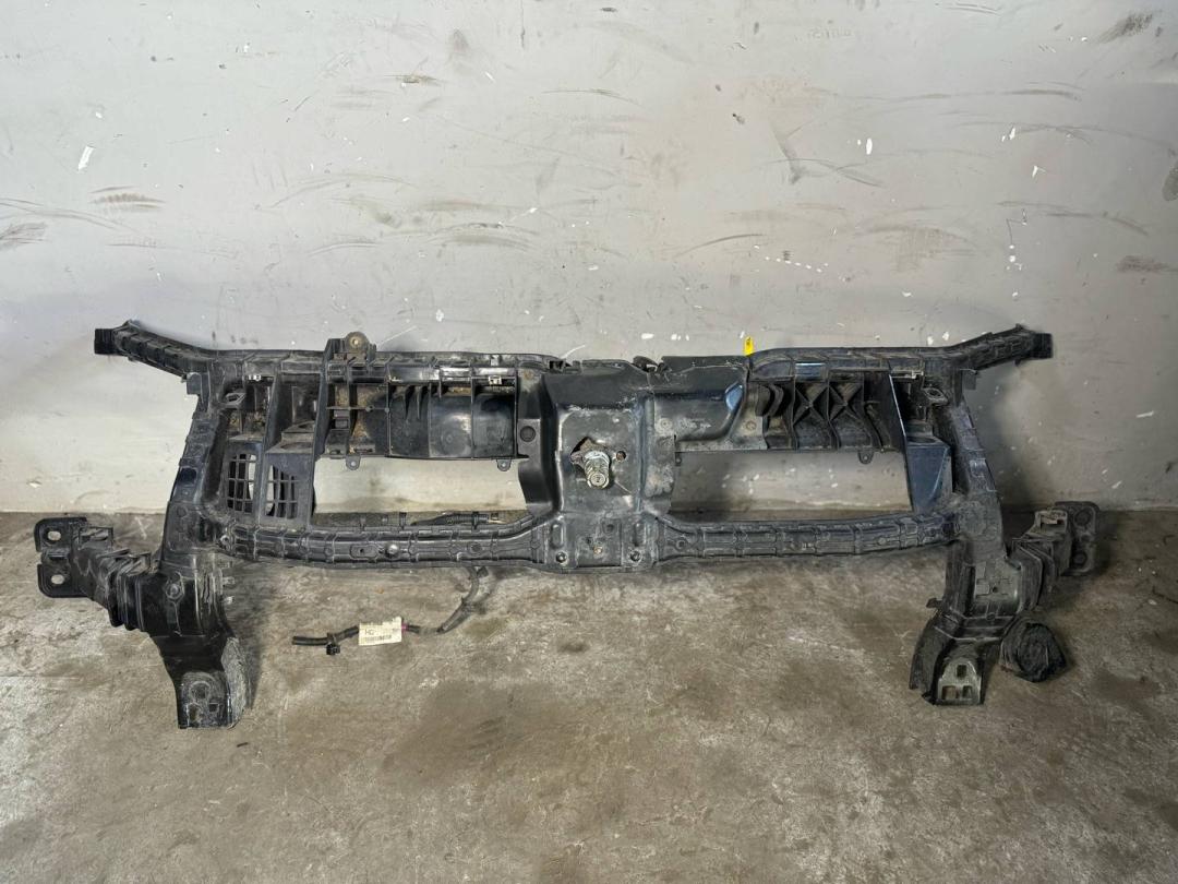 передняя панель крепления облицовки (телевизор) Ford Transit 8 поколение 2013, BK318B041AM - фото №1