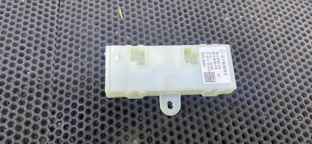 блок управления крышкой багажника Mercedes-Benz GLE W166 (2015 - 2018), A1669008512 - фото №1