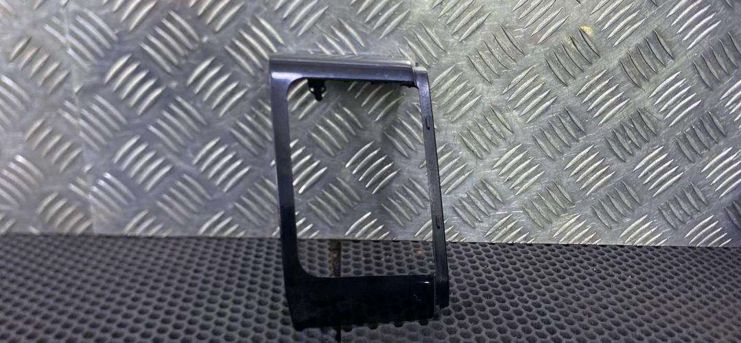 накладка декоративная Land Rover Range Rover Sport 2 поколение (2013 - 2017), DK6M04395 - фото №1