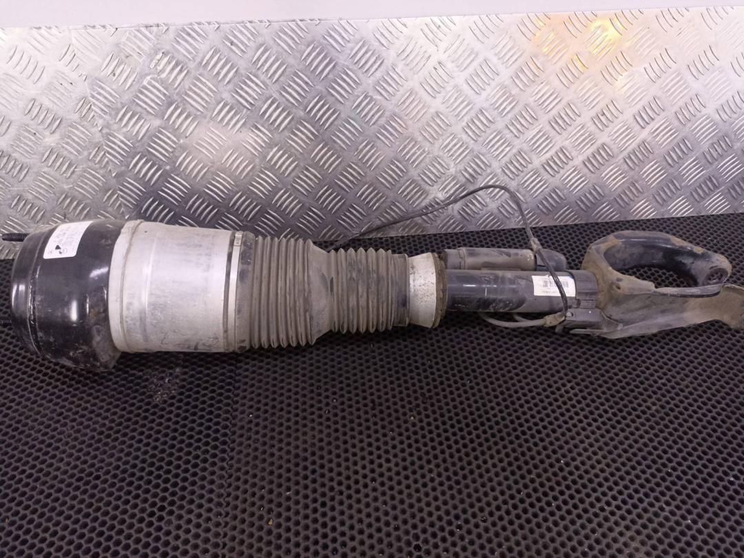 пневмостойка передняя Mercedes-Benz GLE W166 2018, A2923202100 - фото №1