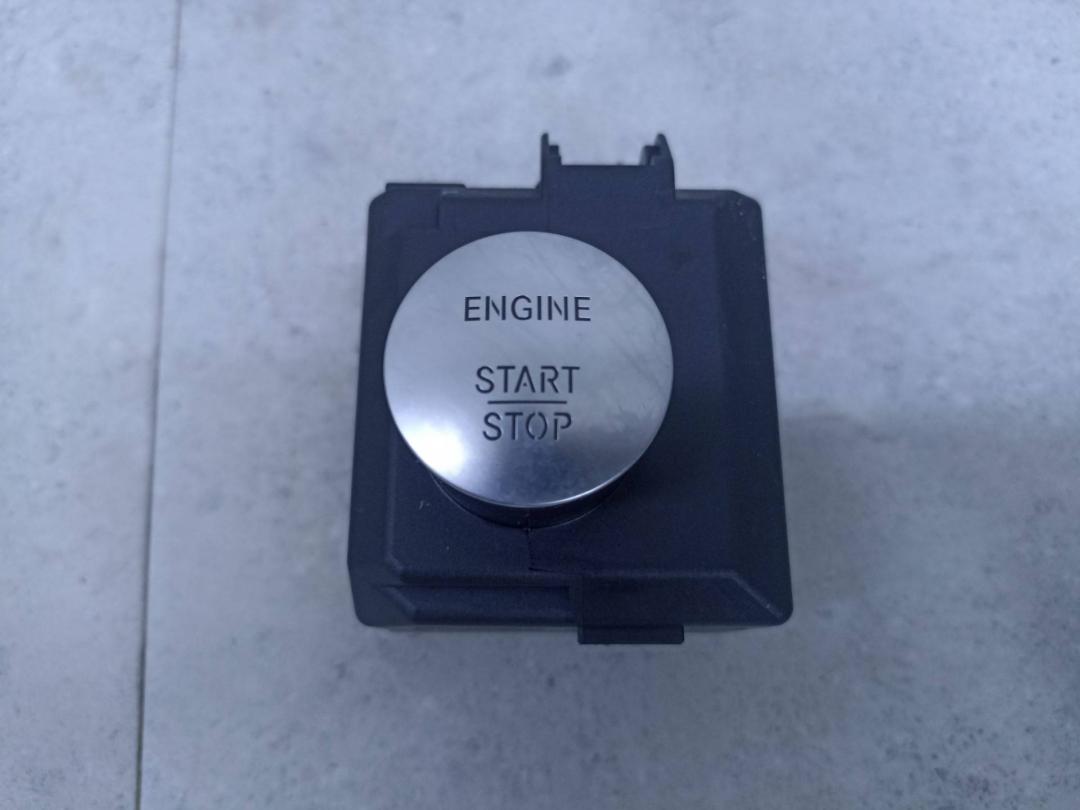 кнопка запуска двигателя Mercedes-Benz GLE W166 (2015 - 2018), A1669059702 - фото №1