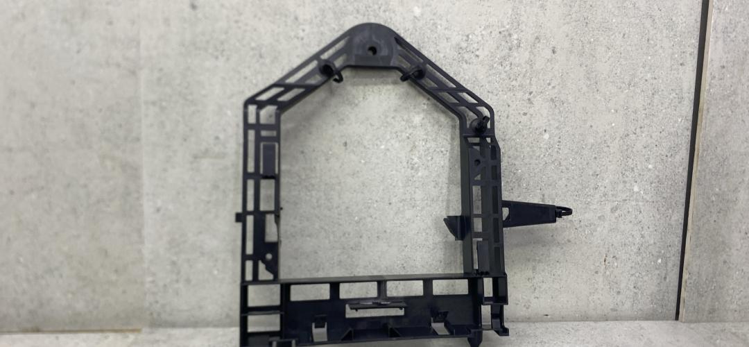 кронштейн (крепление) Mercedes-Benz C-Класс W205/S205/C205 (2014 - 2018), A2055456000 - фото №1