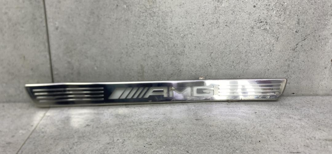 накладка на порог Mercedes-Benz GLS-Класс X166 (2015 - 2019), A1666808600 - фото №1