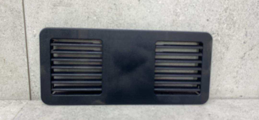 пластик Land Rover Range Rover 4 поколение (2012 - 2017), JK52130B90 - фото №1