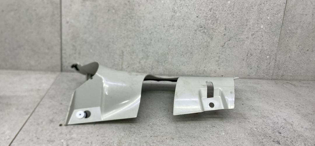 накладка на торпедо (консоль) Land Rover Range Rover Sport 2 поколение 2013, JK5251748AA - фото №1