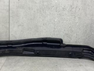 пыльник переднего крыла Toyota Hilux 8 поколение [рестайлинг] (2020 - 2026)