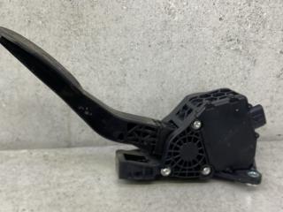 педаль Toyota Hilux 8 поколение (2015 - 2020), 78110-KK011