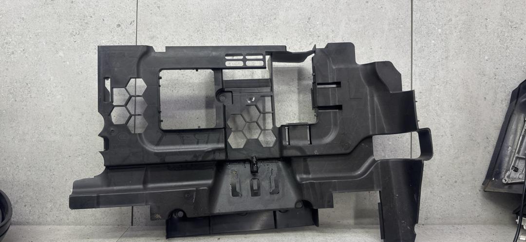 декоративная крышка двигателя Land Rover Range Rover Evoque L538 (2011 - 2015), JK52-130B14 - фото №1