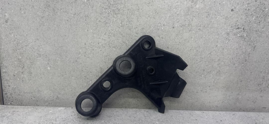 крепление бака топливного Land Rover Range Rover 4 поколение (2012 - 2017), CPLA-12B685BB - фото №1