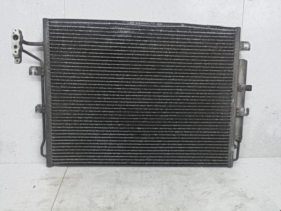 радиатор кондиционера Land Rover Range Rover Sport 1 поколение 2007, JRB500130 - фото №1