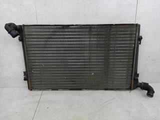 радиатор (основной) Volkswagen Caddy 3 поколение 2008, 3C0121253S