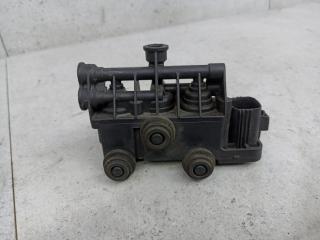 блок клапанов пневмоподвески Land Rover Range Rover 3 поколение [рестайлинг] 2008, RVH000095