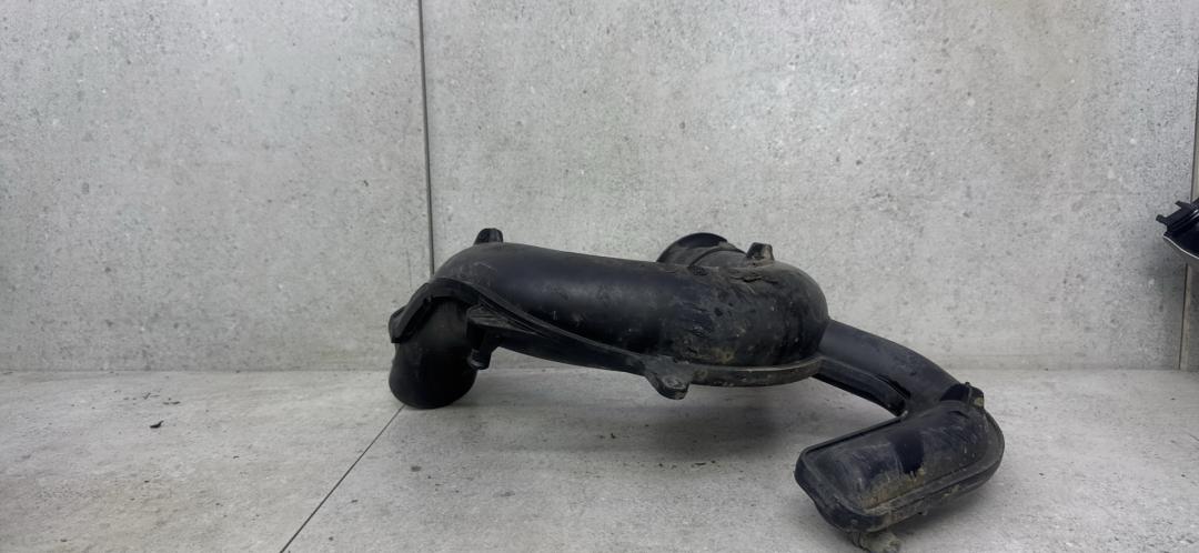 резонатор воздушного фильтра Renault Megane 3 поколение (2008 - 2014), 8200923128 - фото №1