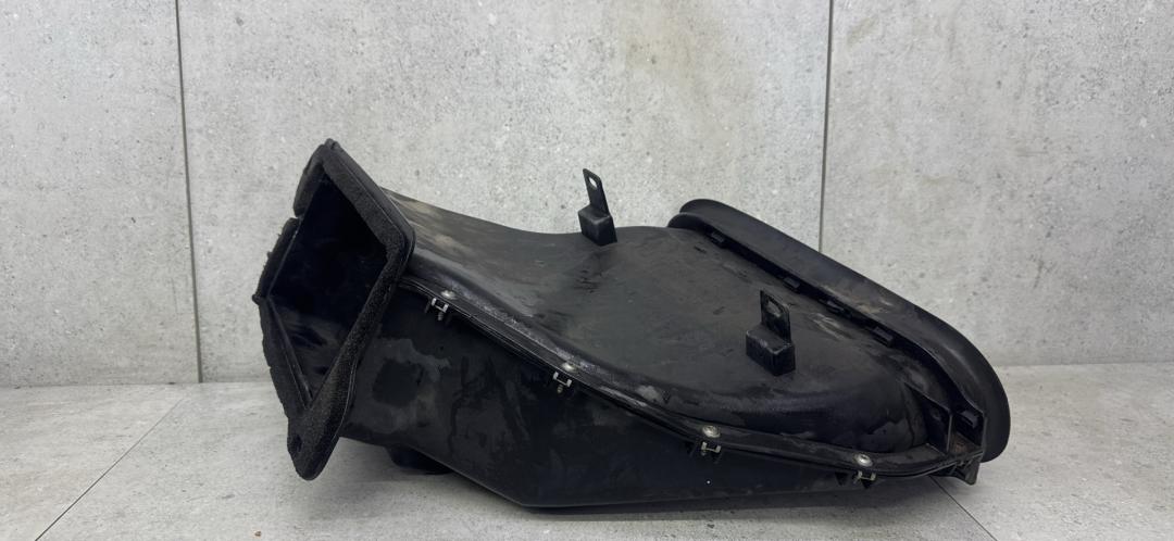 воздухозаборник Ford Transit 8 поколение 2015, BK3118713AF - фото №1