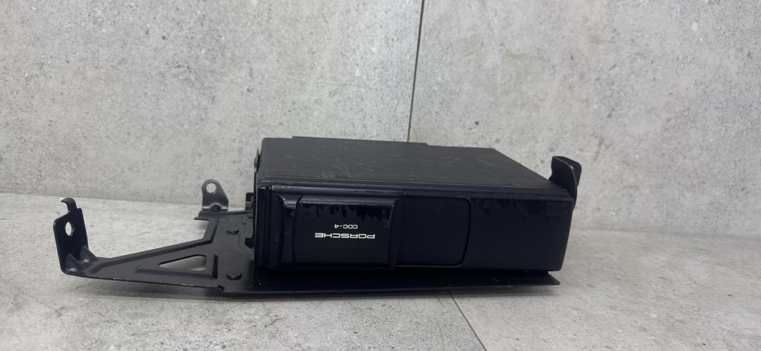 CD-чейнджер Porsche Cayenne 955 (2002 - 2007), 7L5035111D - фото №1