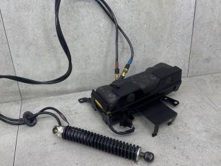 моторчик (насос) подъема крышки багажника (3-5 двери) Porsche Cayenne 957 [рестайлинг] (2007 - 2010), 7L5871789