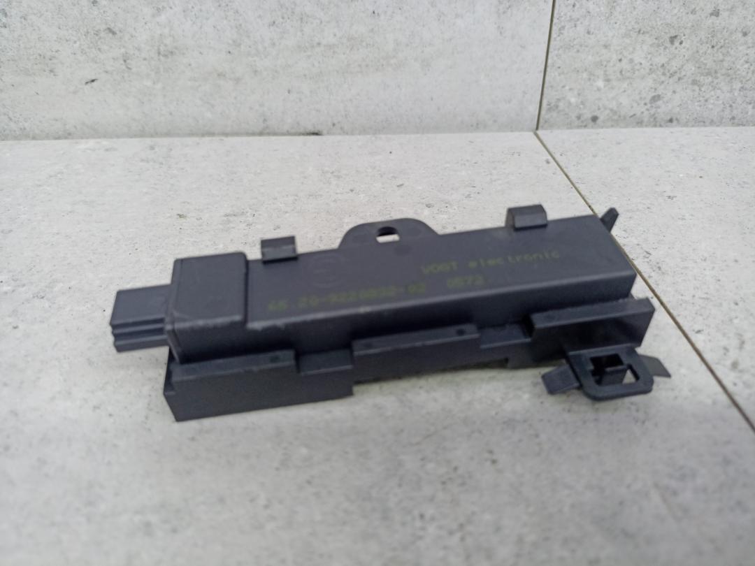 антенна BMW X5 F15 2014, 65209220832 - фото №1