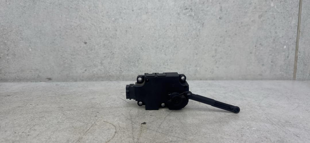 моторчик заслонки печки Mercedes-Benz S-Класс W222/C217/A217 (2013 - 2017), ZBAT0059D01 - фото №1