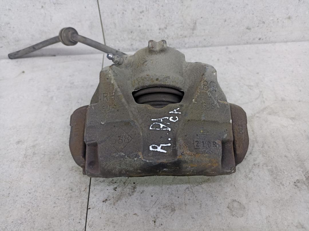 суппорт передний правый Dacia Lodgy 1 поколение 2012, 8200889, 210R - фото №1