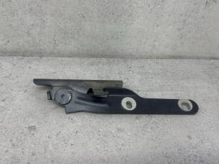 петля капота левая Lada Largus 1 поколение (2012 - 2026), 6001546875