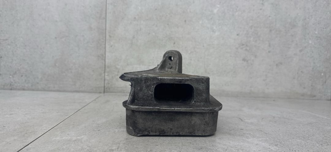 кронштейн двигателя Citroen C5 1 поколение (2000 - 2004), 1495363080 - фото №1