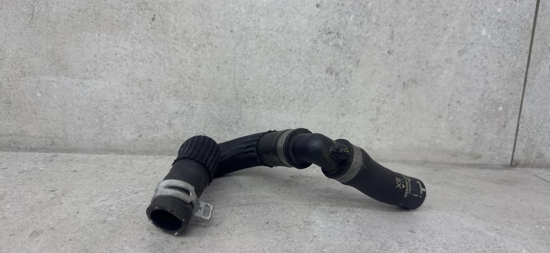 патрубок (трубопровод, шланг) Renault Kadjar 1 поколение (2015 - 2018), 924105480R - фото №1